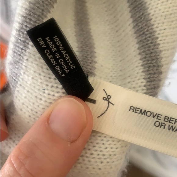 Anne Taylor sweater shawl - Picture 4 of 4